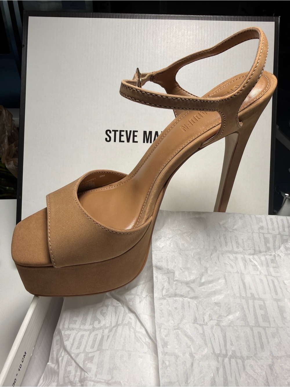 Steve Madden Beige/Tan Slingback Pumps - Picture 4 of 5